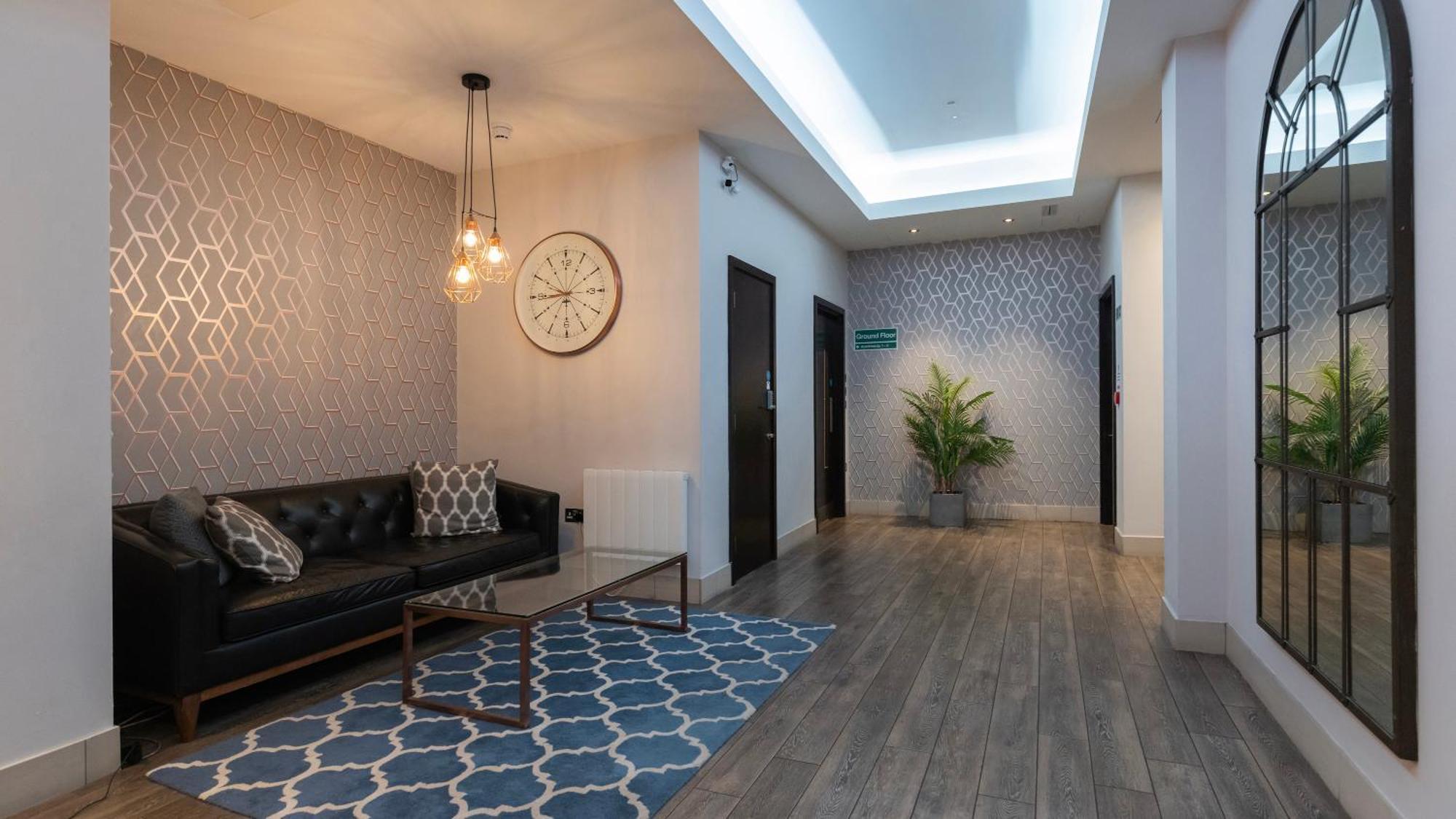 Cannon Street Serviced Apartments By Lovelystay London Exteriör bild