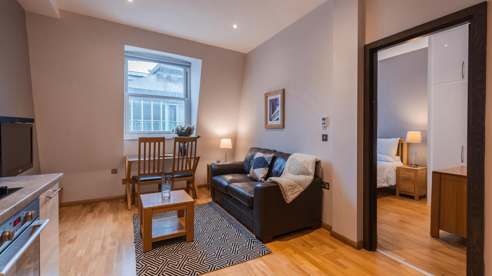 Cannon Street Serviced Apartments By Lovelystay London Exteriör bild