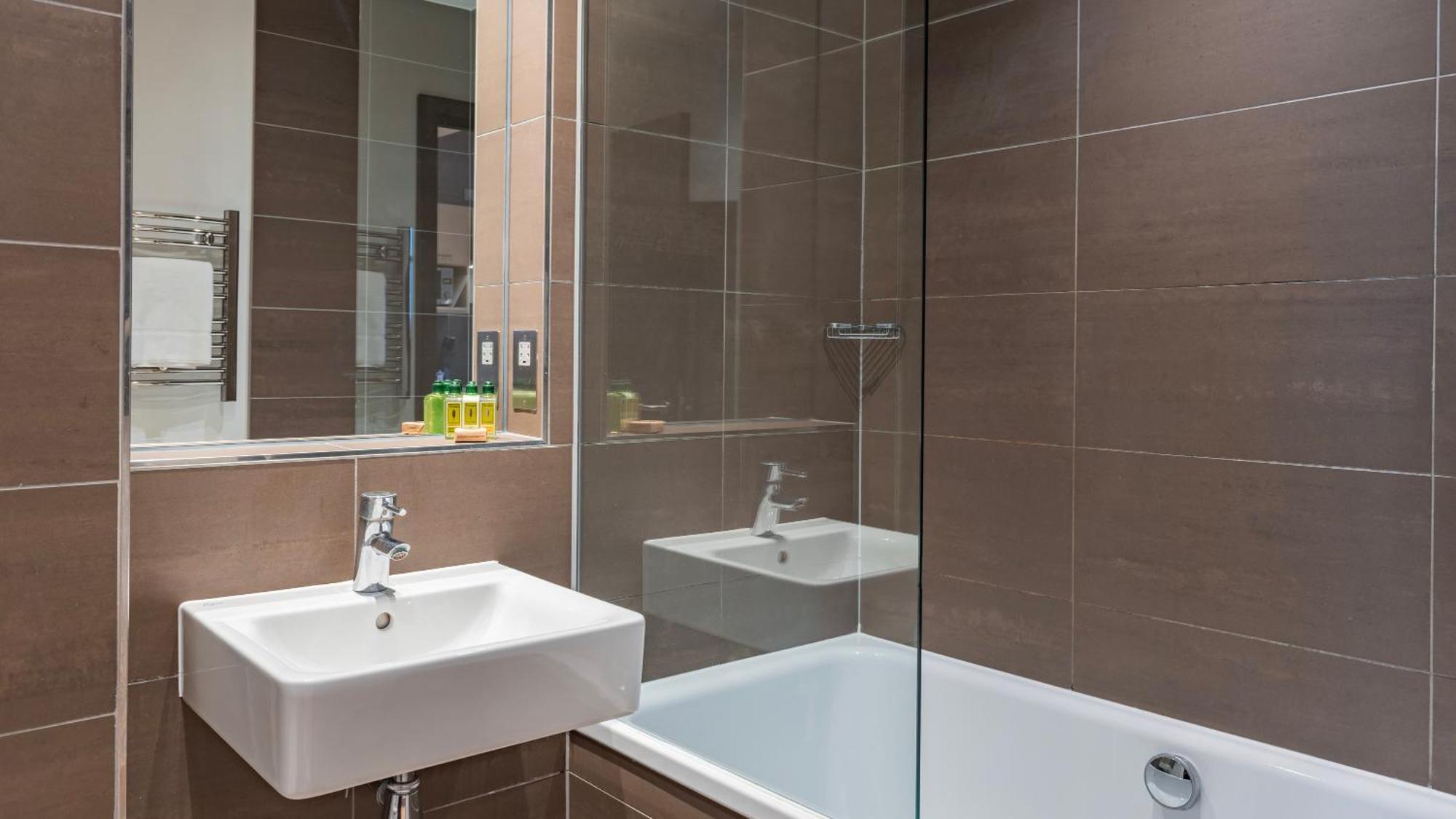 Cannon Street Serviced Apartments By Lovelystay London Exteriör bild