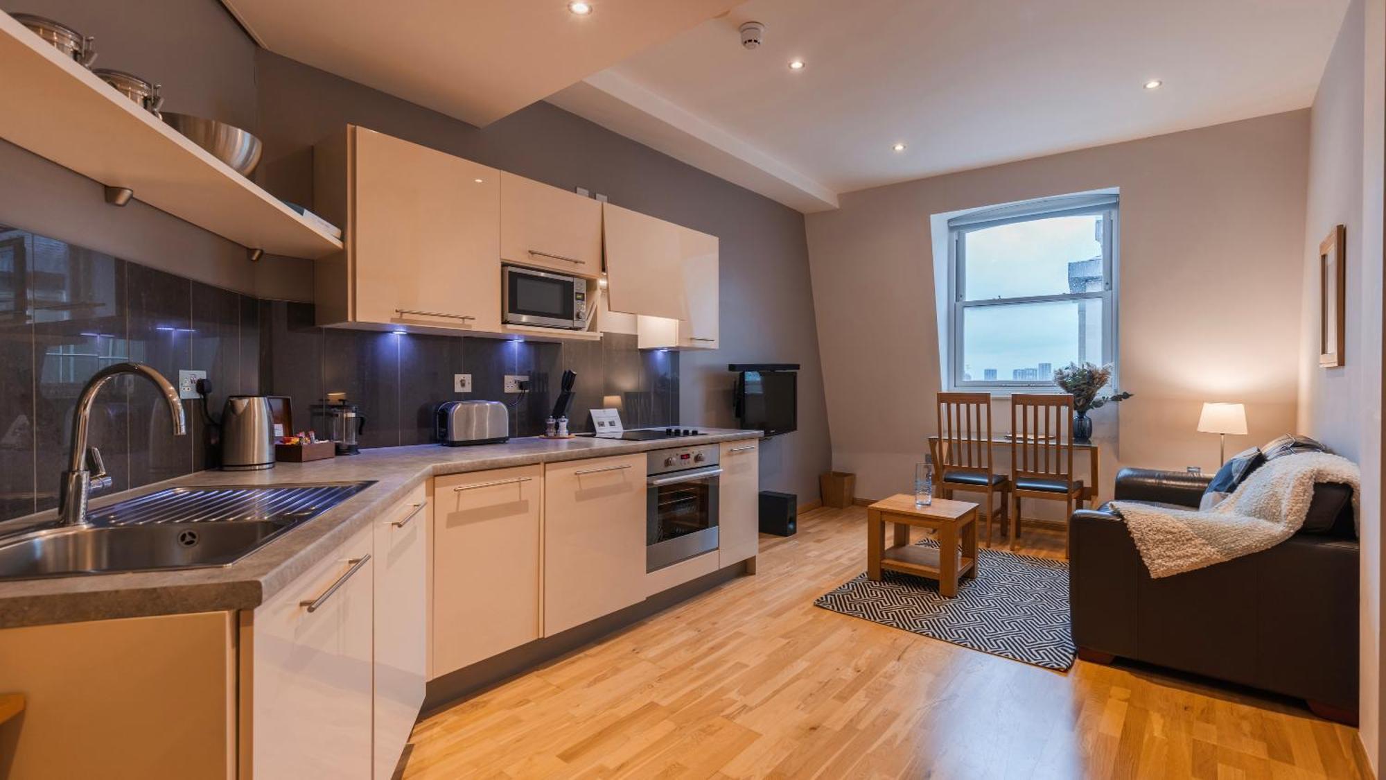 Cannon Street Serviced Apartments By Lovelystay London Exteriör bild